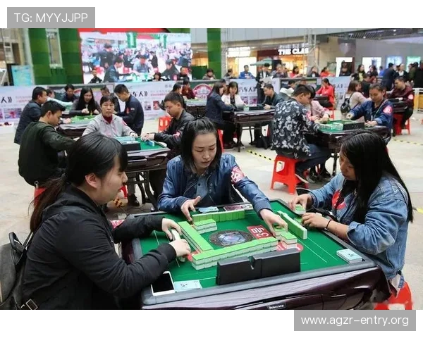 在真人视讯电游官网上体验专业主播实时互动,感受真实赌场氛围的极致娱乐享受